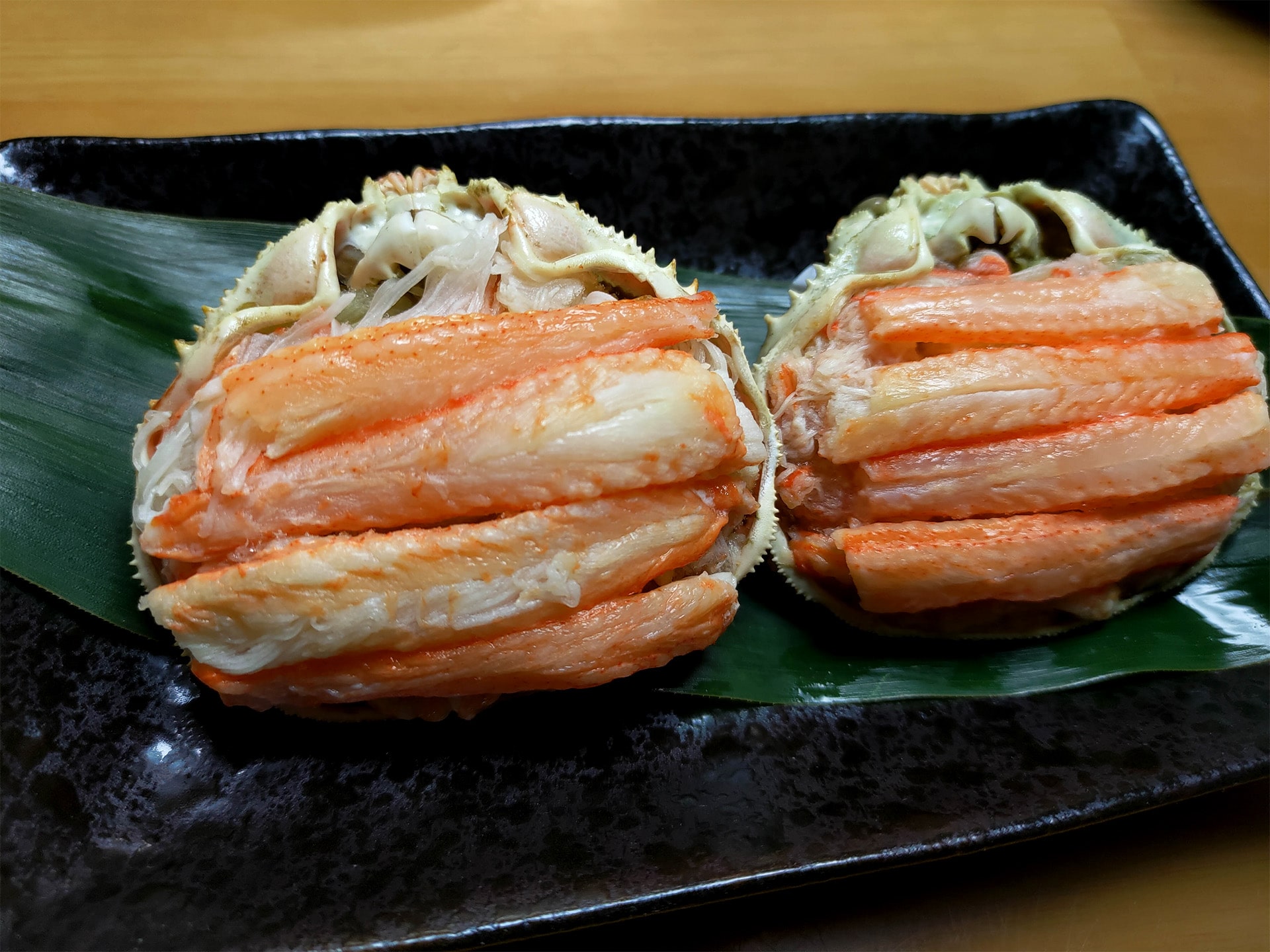 晩酌にも最高な噴火湾産本ズワイガニ甲羅盛